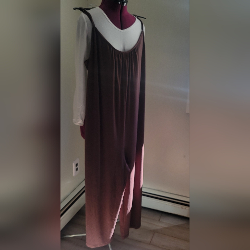 Dokotoo V-neck Jumper